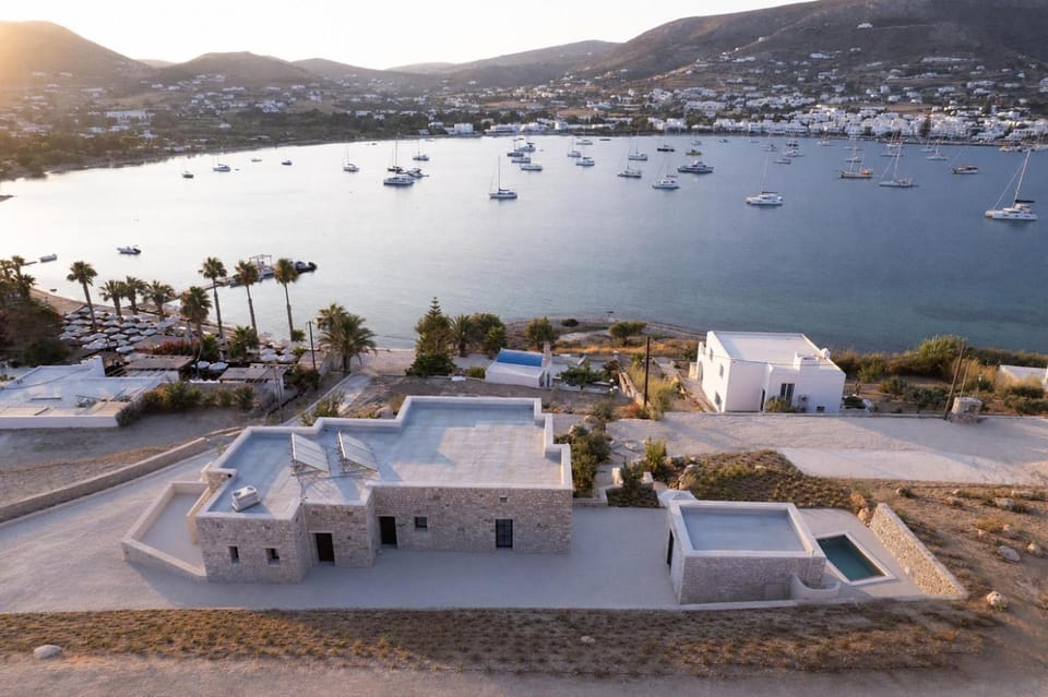 Eunoia Suites Apartment hotel in Paros