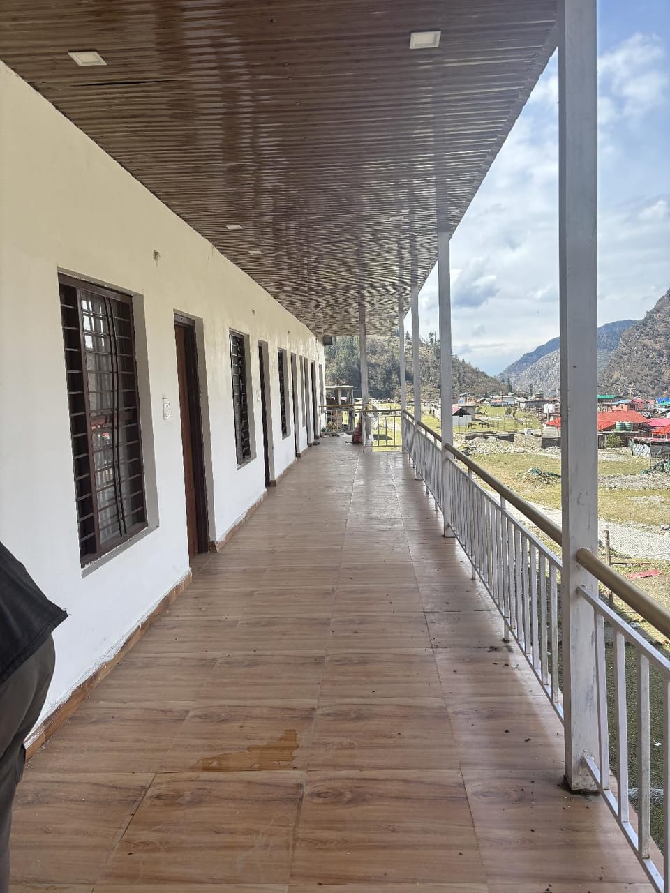 Omji - Swastik Kharsali Hotel in Uttarakhand