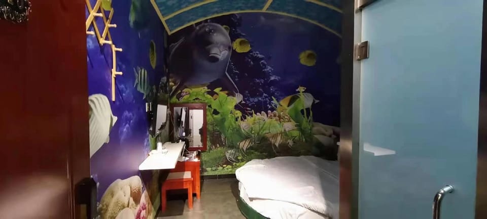Yangyuan Express Theme Hotel (Xining Road Branch) Hotel in China