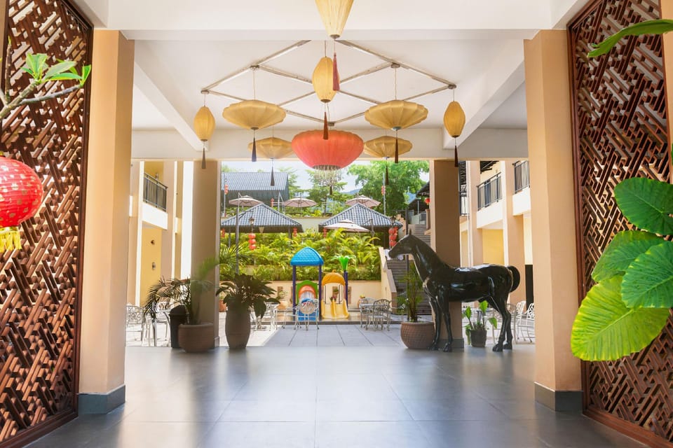 Yuequan Hot Spring Resort Hotel in Guangdong
