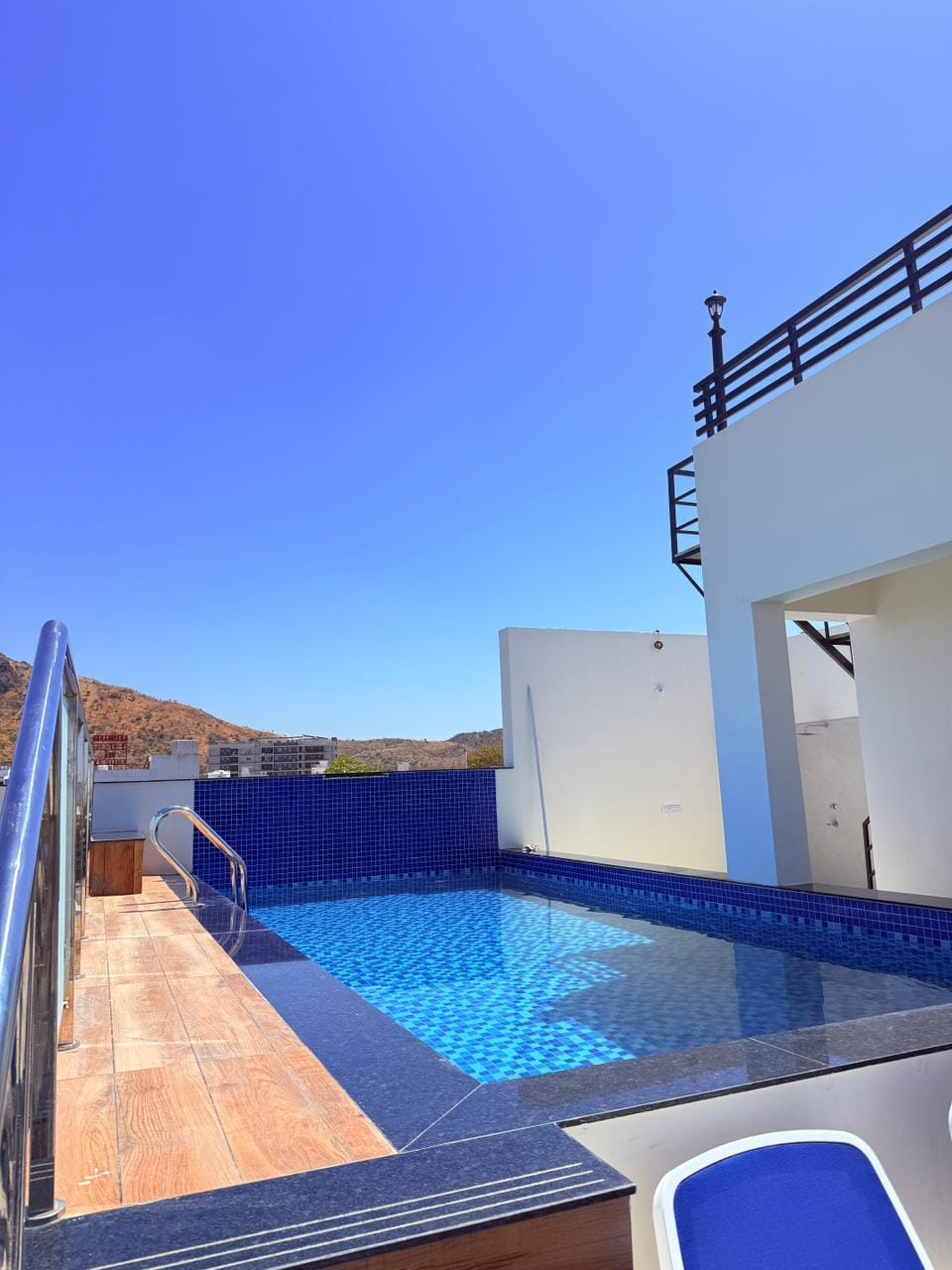 The Rainbow Villa Hotel in Udaipur