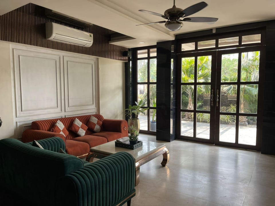 Median Inn Hotel in Maharashtra