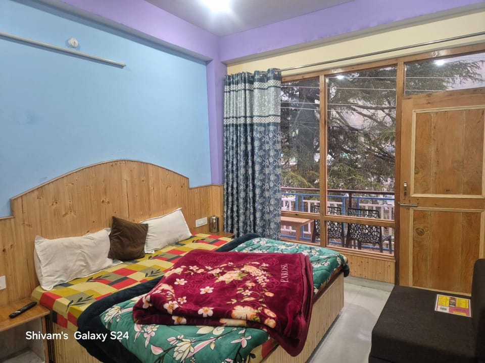 Hotel Silver Moon & Restaurant Inn in Himachal Pradesh