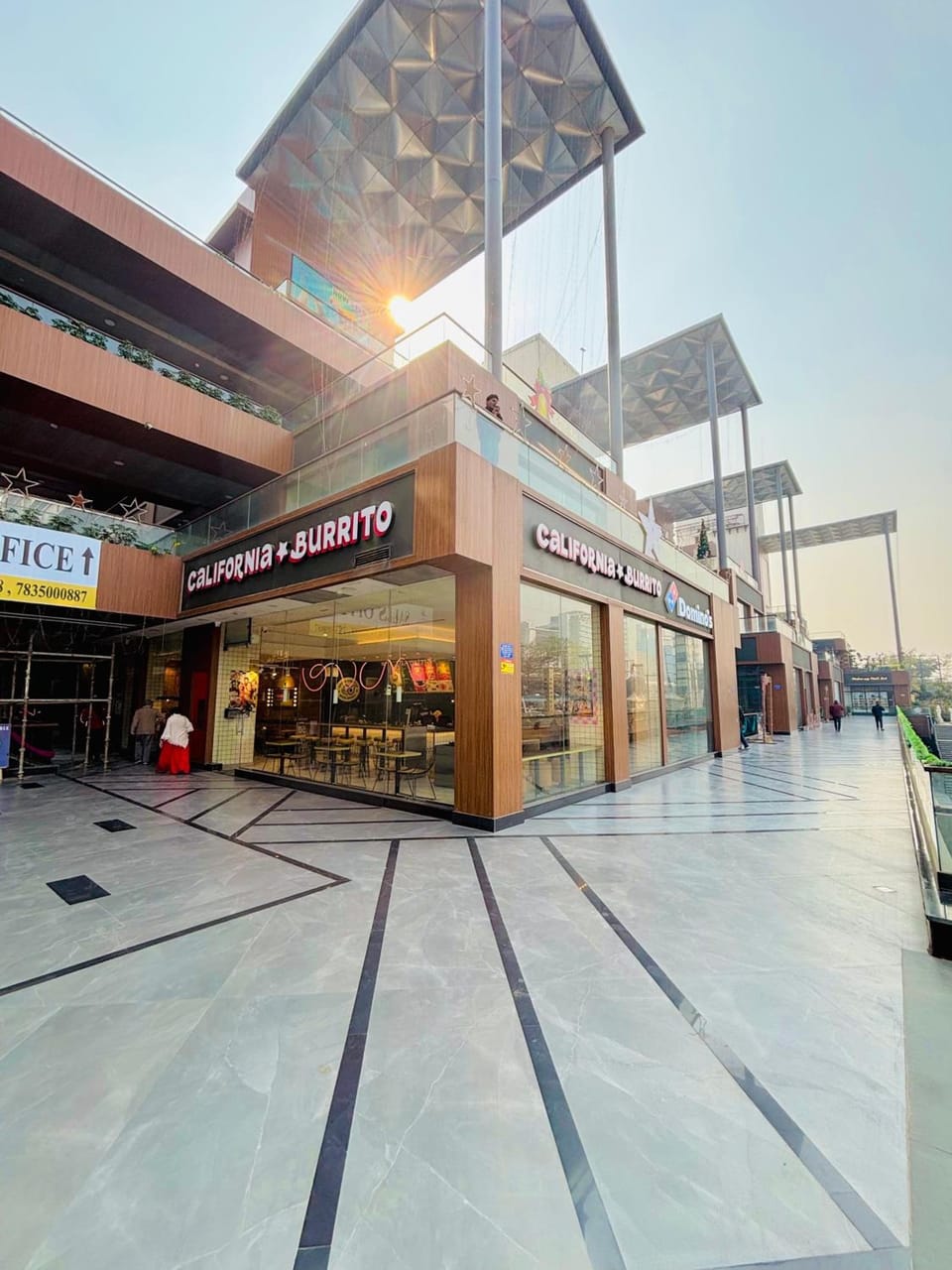 SunTwilight prime studio nearest expo mart  Apartment hotel in Uttar Pradesh