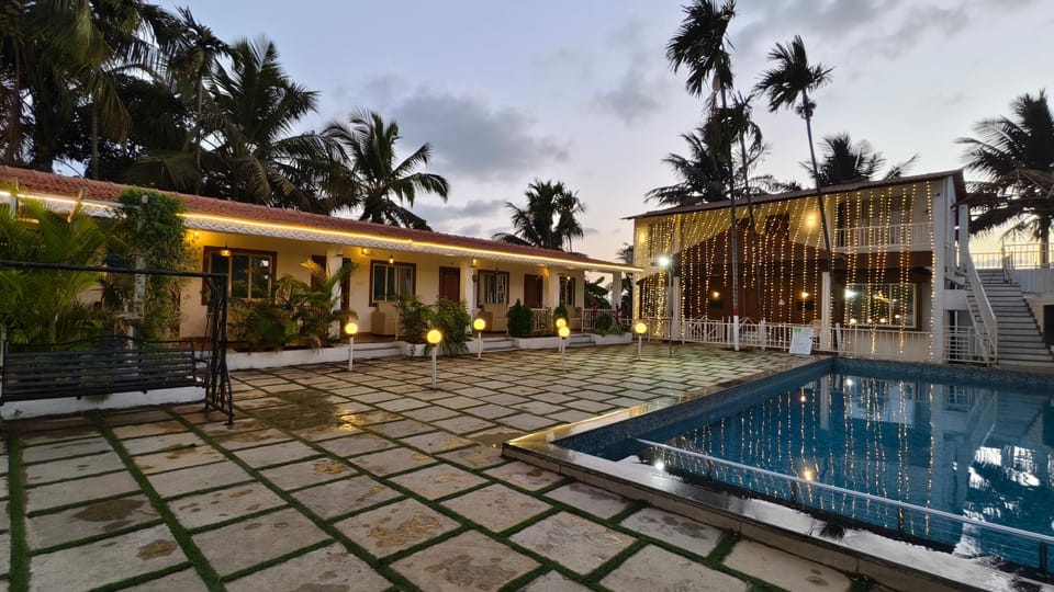King of kings by iLiF Hotels Hotel in Maharashtra