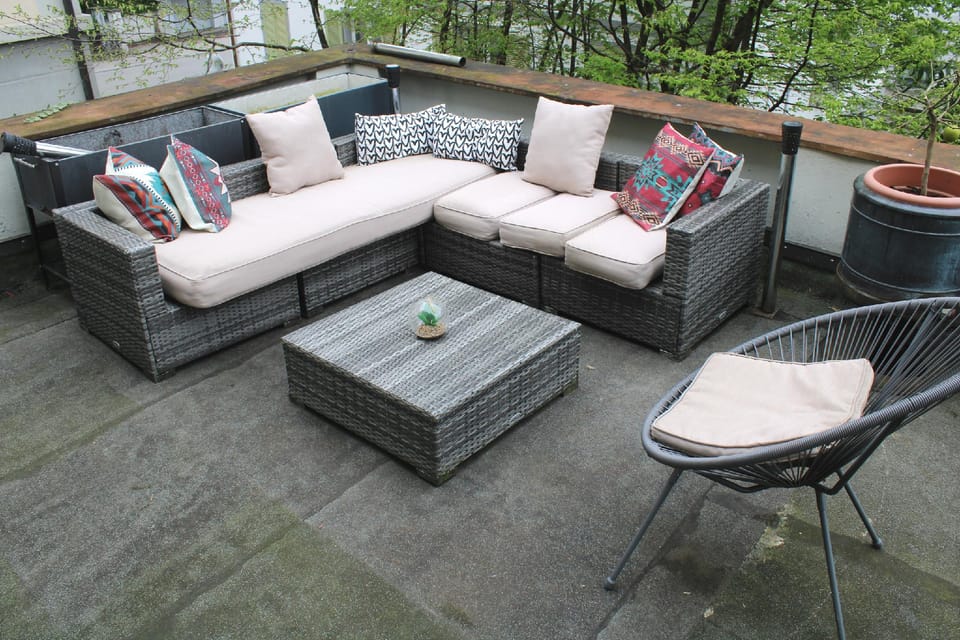 🌅 Stilvolles Zimmer am Bodensee + große Terrasse! Bed and Breakfast in St. Gallen, Switzerland