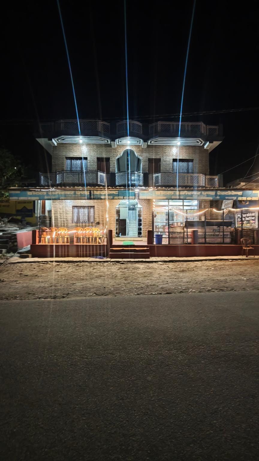 Someshwar hotel Bed and Breakfast in Uttarakhand