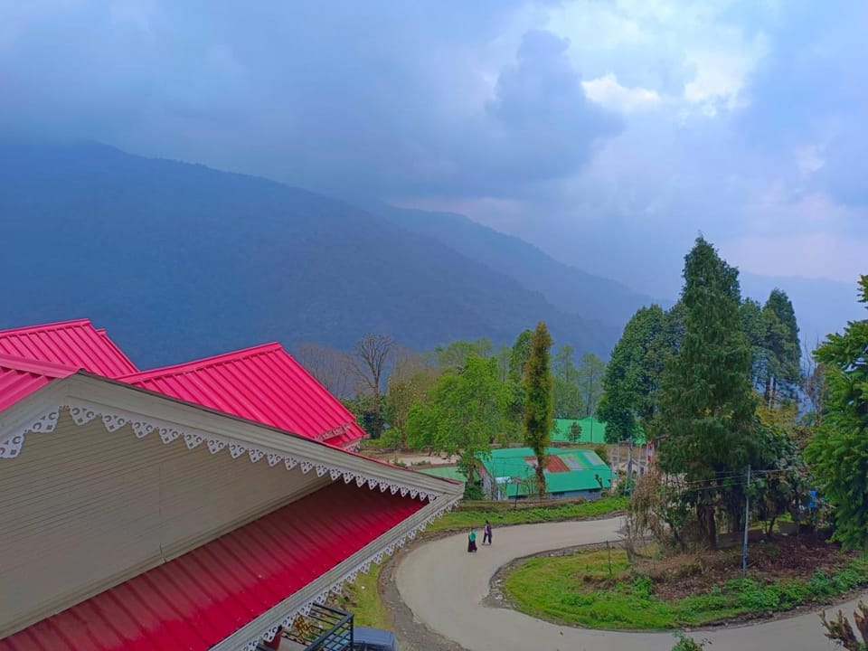 Sherpa Retreat Resort Hotel in India