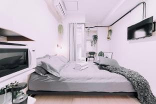 Minimalist Loft 401 Hotel in Osaka
