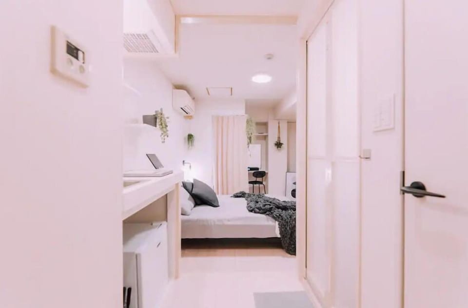 Minimalist Loft 301 Hotel in Osaka