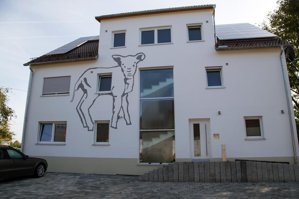 Gastehaus und Fewo Lamm Garni Hotel in Blaubeuren