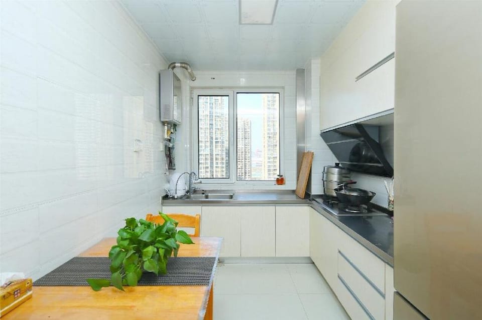 Blessed Family Seaview Apartment 1601 Hotel in Qingdao
