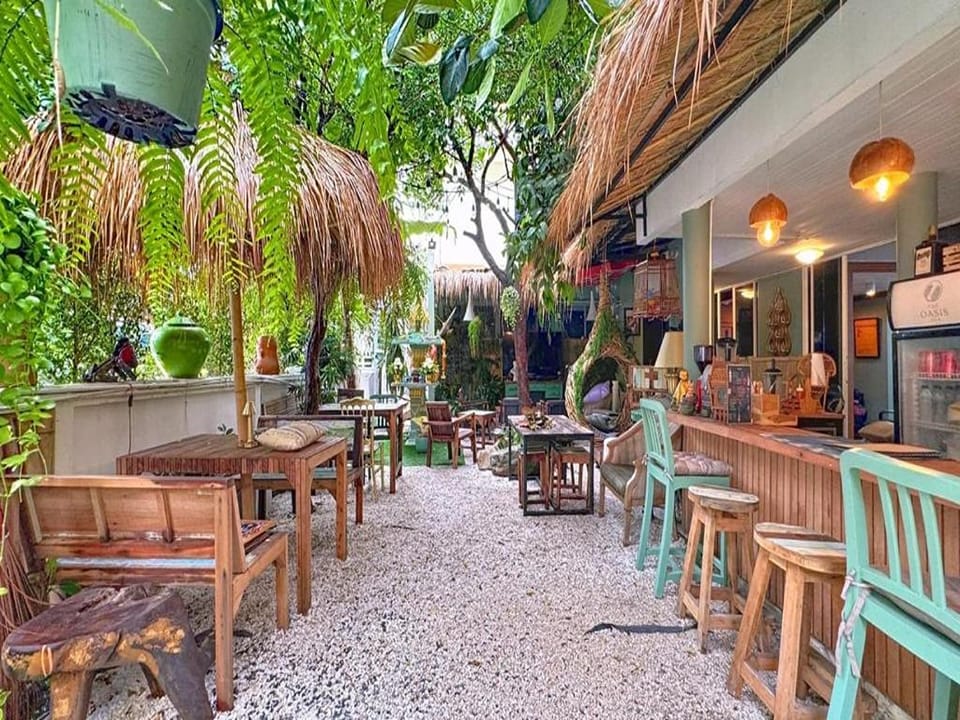 The Oasis on 8 Cozy Homestay & Café Hotel in Bangkok