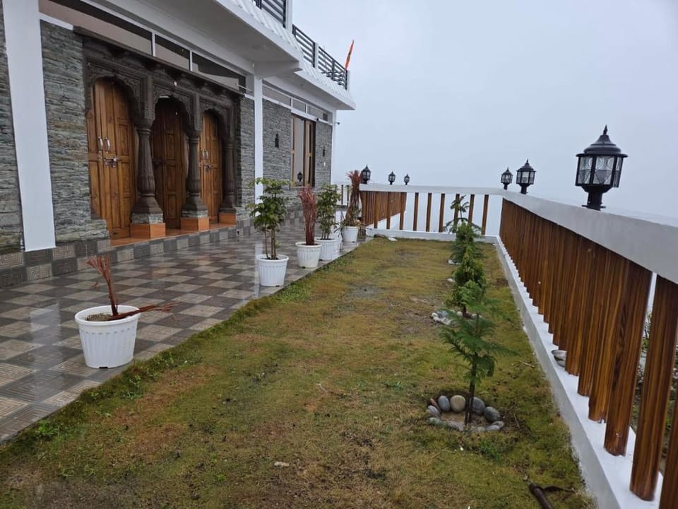 Samlaun Hotel in Uttarakhand
