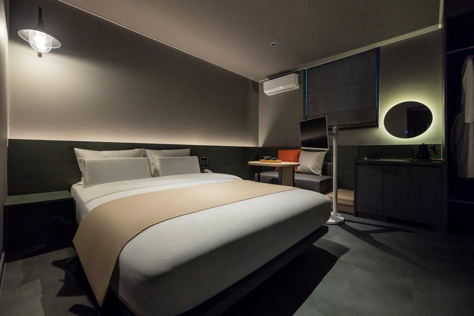 Guestroom