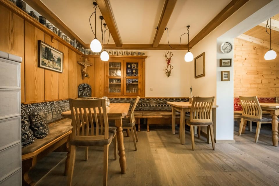 Pension Gimpl, Chiemgaukarte neu Hotel in Berchtesgadener Land