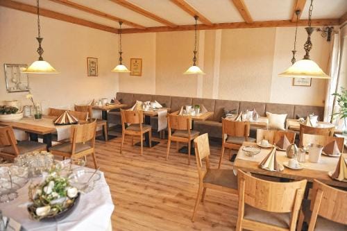 Wein & Gastehaus Rosenlay Hotel in Bernkastel-Kues