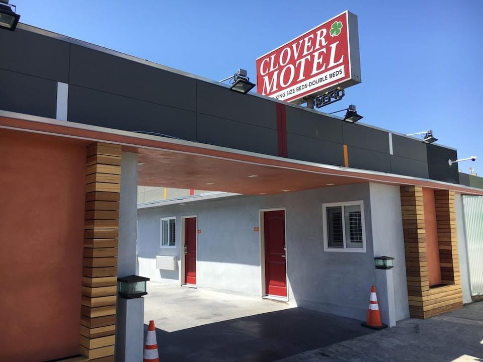 Clover motel Hotel in South Gate