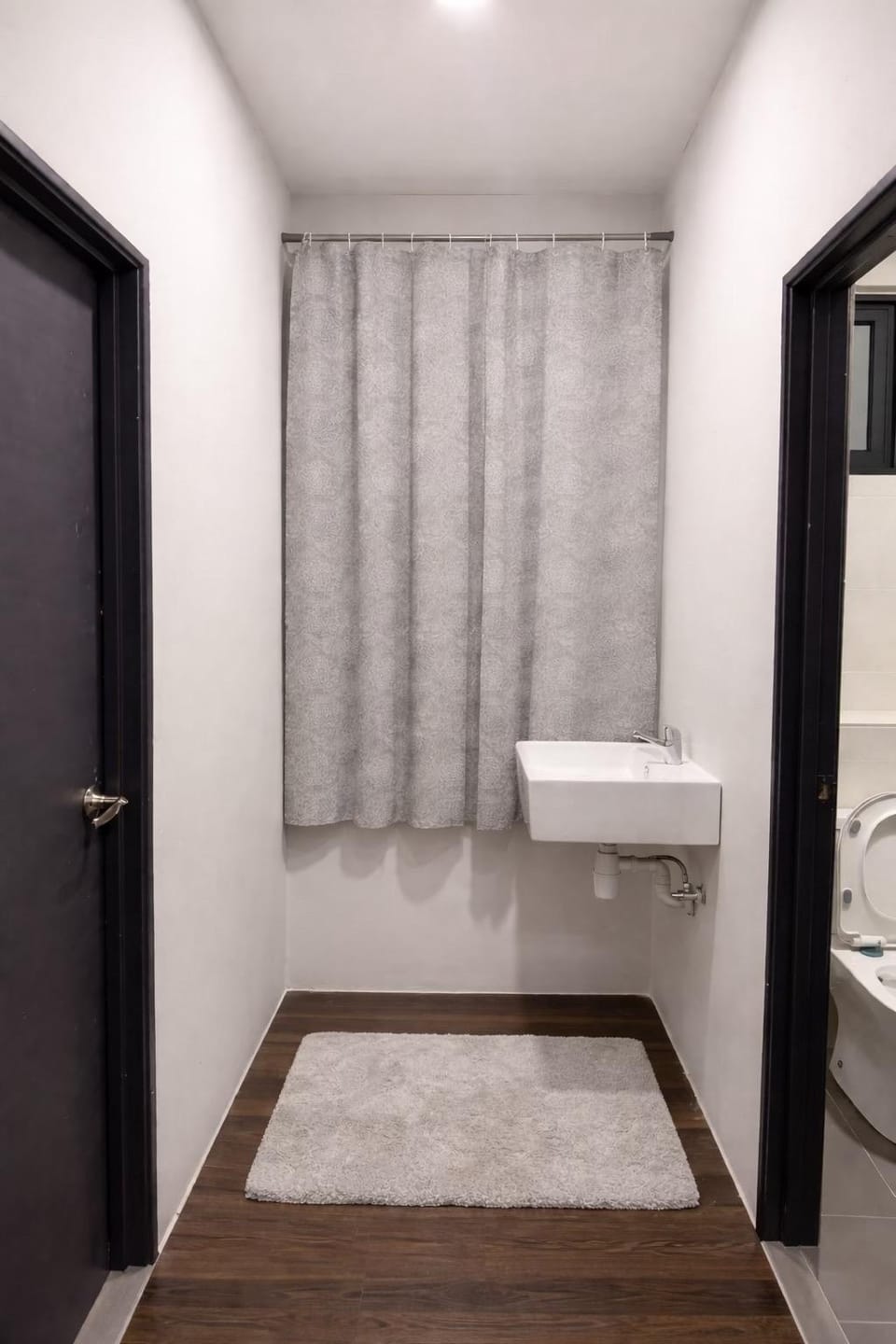 minimalist studio Hotel in Kuching