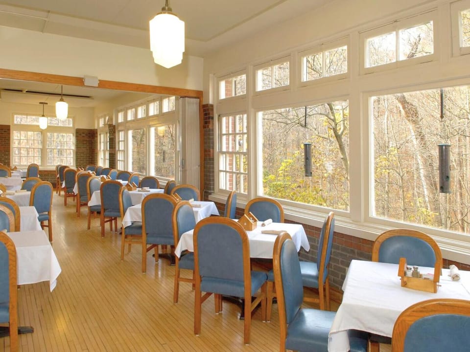 Canyon Inn Lodge in Indiana
