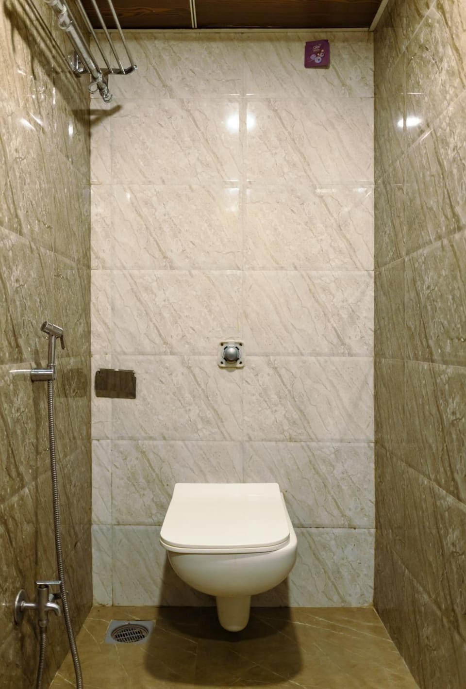 CozyKey Bandra Apartment hotel in Mumbai