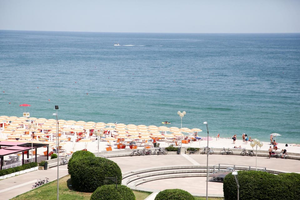Hotel Cristallo Hotel in Fano