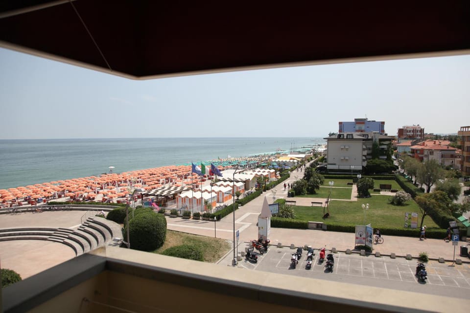 Hotel Cristallo Hotel in Fano
