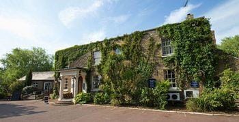 Grove Ferry Inn Hotel in Dover District
