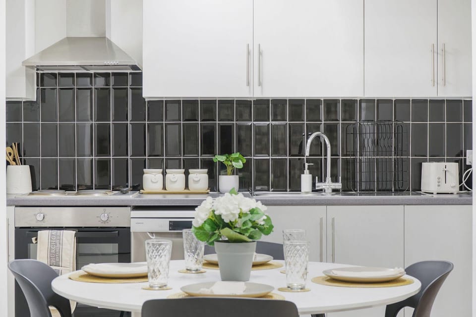 Shirland Road Flat Hotel in City of Westminster