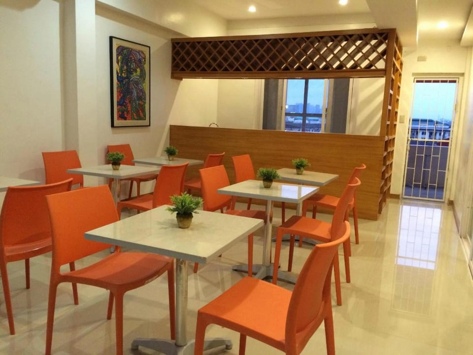 Stone House Hotel Pasay Apartment hotel in Pasay