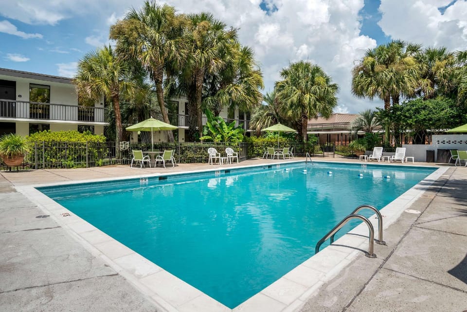 Clarion Inn Conference Center Hotel in Gonzales