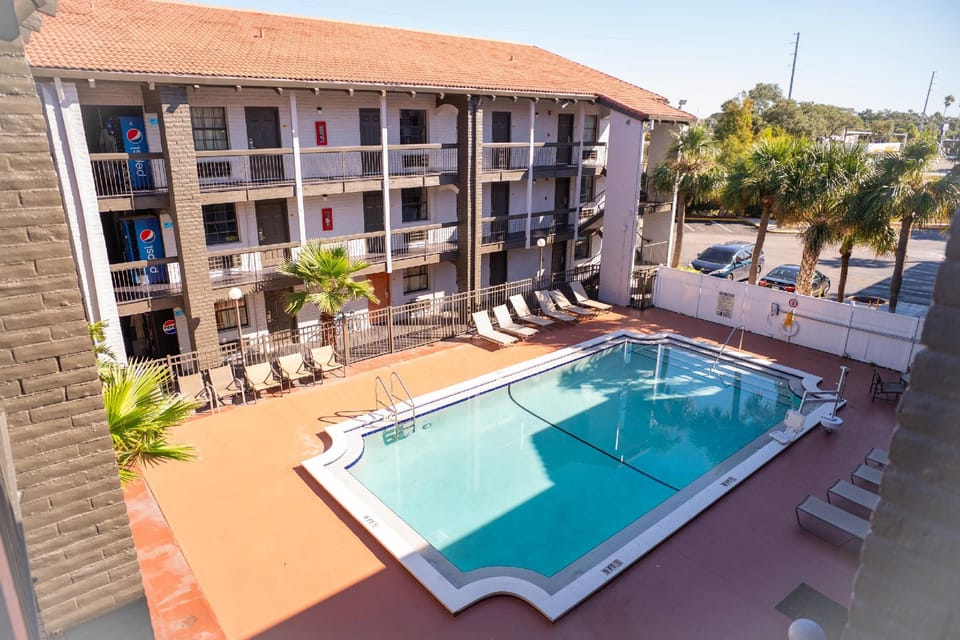Rodeway Inn Near Ybor City - Casino Hotel in Tampa