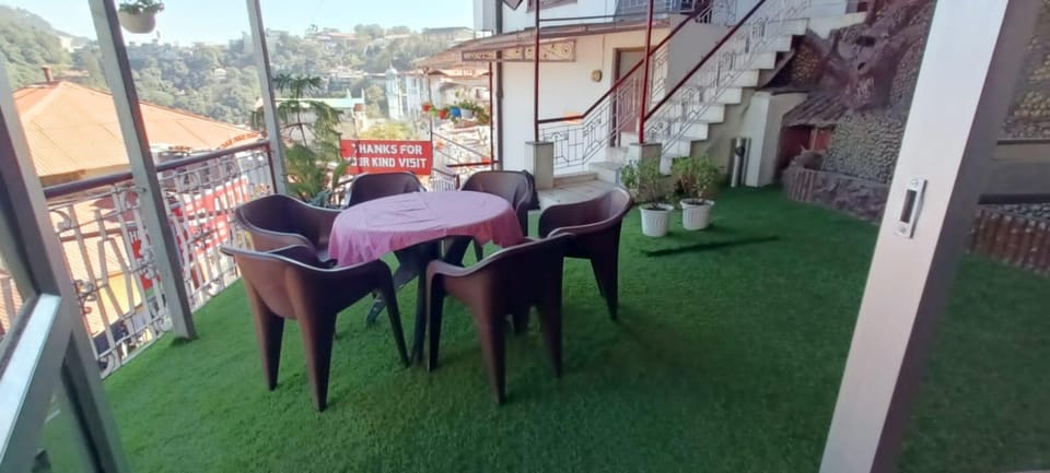 Hotel Deep Hotel in Uttarakhand