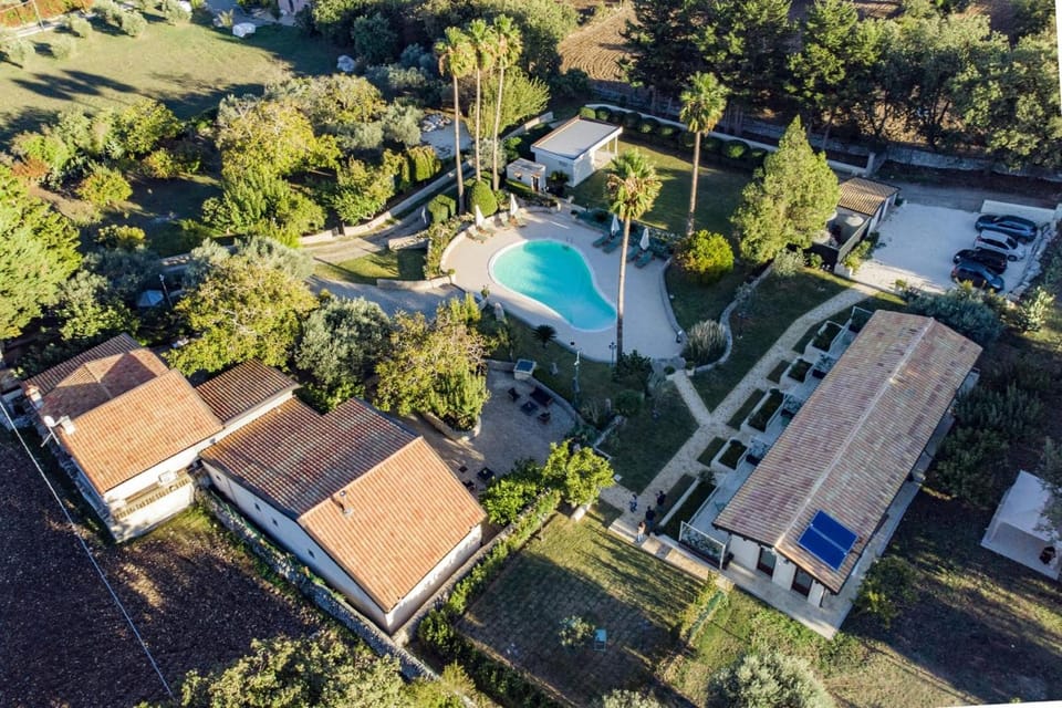 Relais VILLA CAIA Resort in Sicily