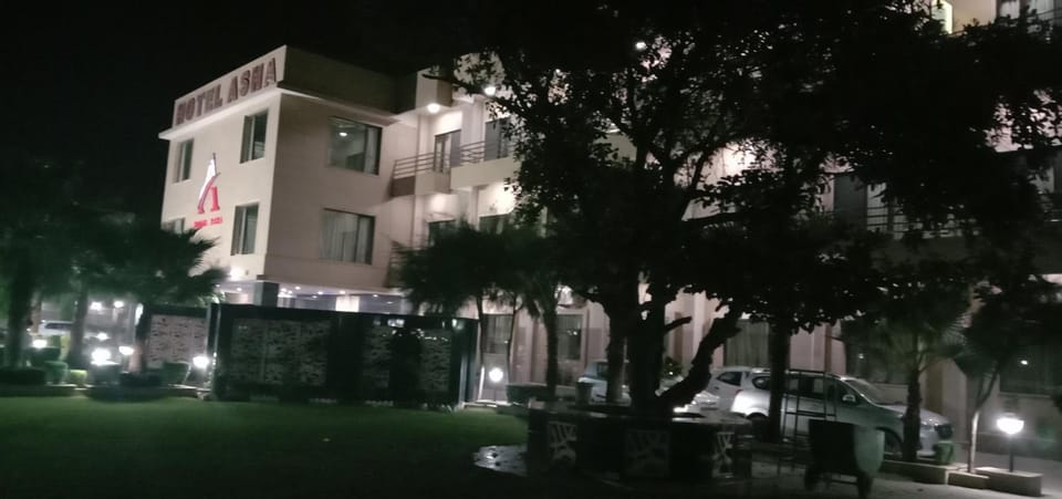Hotel Asha Hotel in Uttar Pradesh