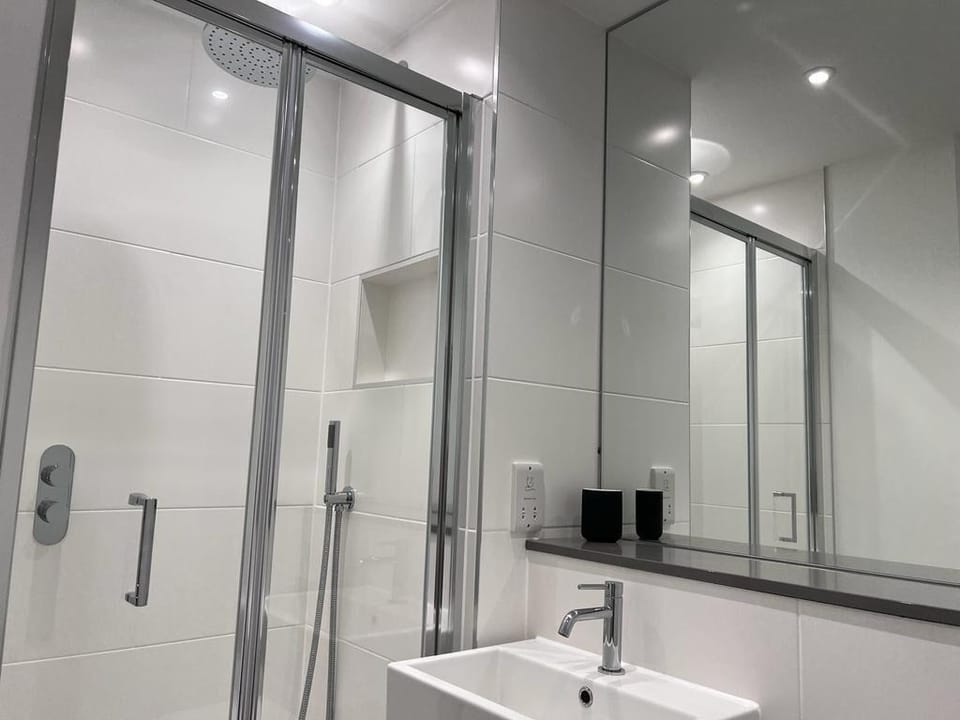 Chapel - Central Studio Apartment Hotel in Bath