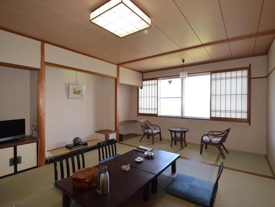 Ayaha Lakeside Hotel Hotel in Shiga, Japan