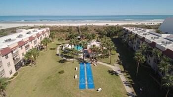 Ocean Village Club N33 by Distinctive Beach Rentals Hotel in Butler Beach