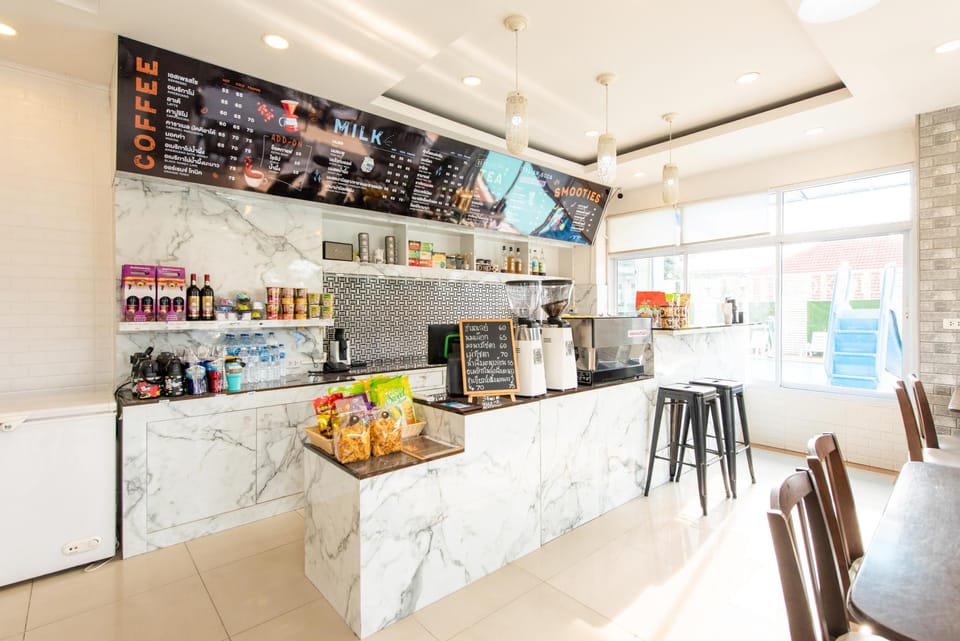 Coffee shop
