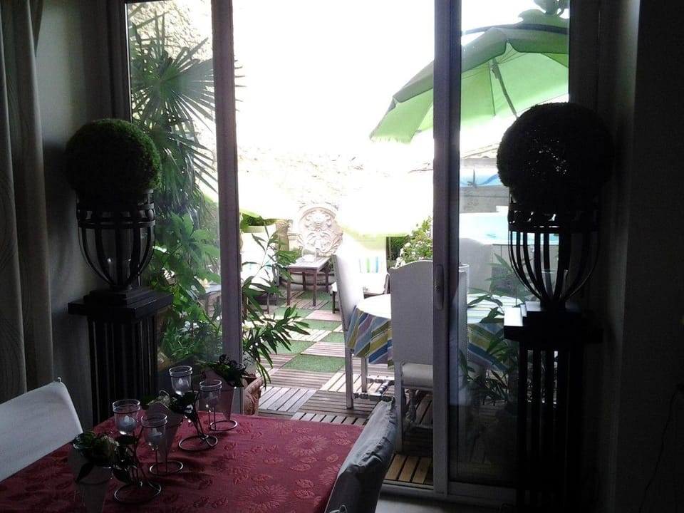 Les Hauts de Corneilhan Hotel in Occitanie
