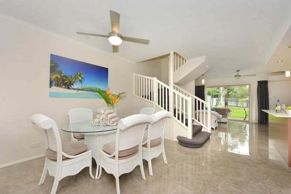 Seascape Holidays – 3 Reef Terraces on St Crispins Hotel in Port Douglas