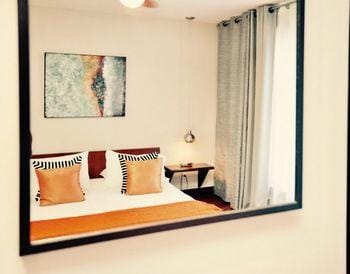 Loft Jacques-Cartier- Le Plateau Free Parking Hotel in Laval