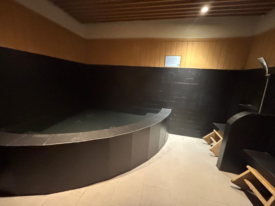 Runesu Thonglor 5-Japanese Style Monthly Stay Apartment hotel in Bangkok