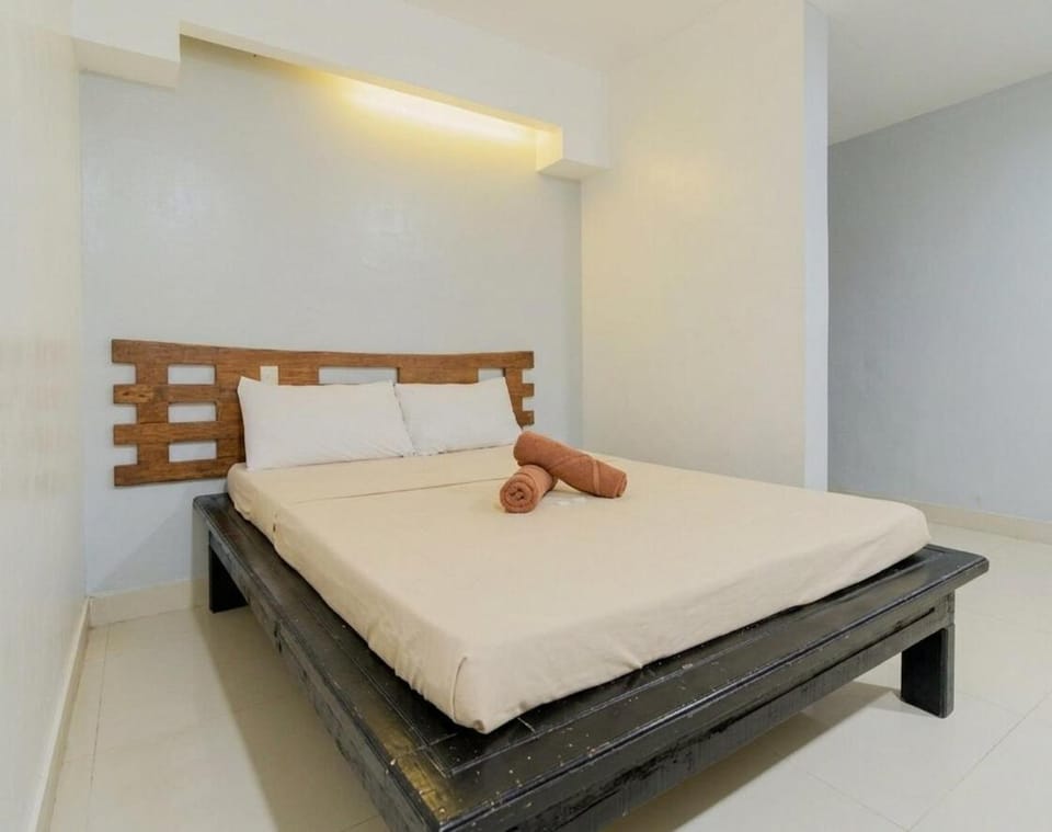 Alabaster Boutique Room Apartment hotel in Iloilo City