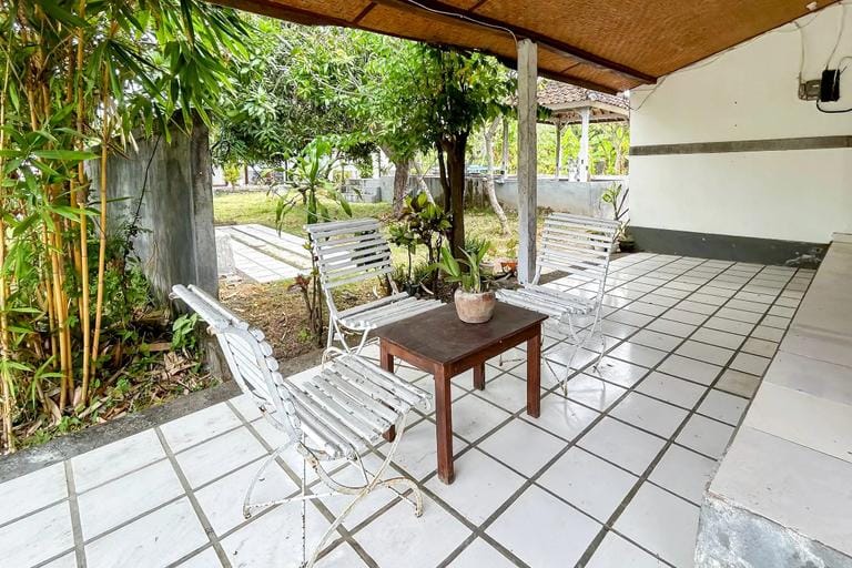 Cozzy HEPI Bungalo Lovina Singaraja Bali Hotel in Buleleng