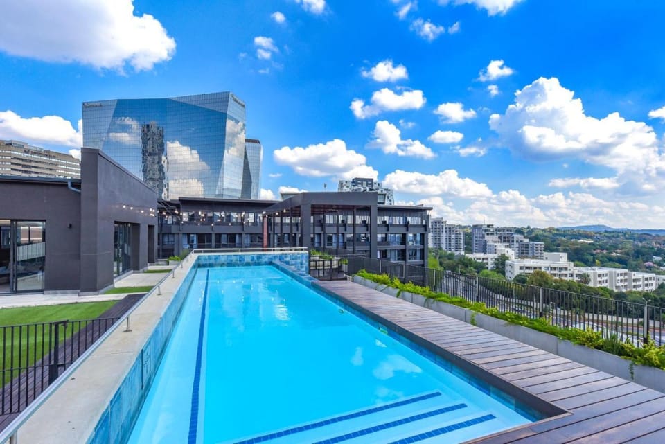 The Lineal Luxury Apartments - Airscape Apartment hotel in Sandton