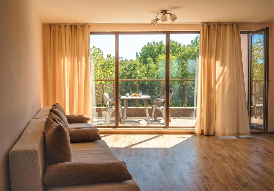 Moreto Seaside Aparthotel Apartment hotel in Burgas Province