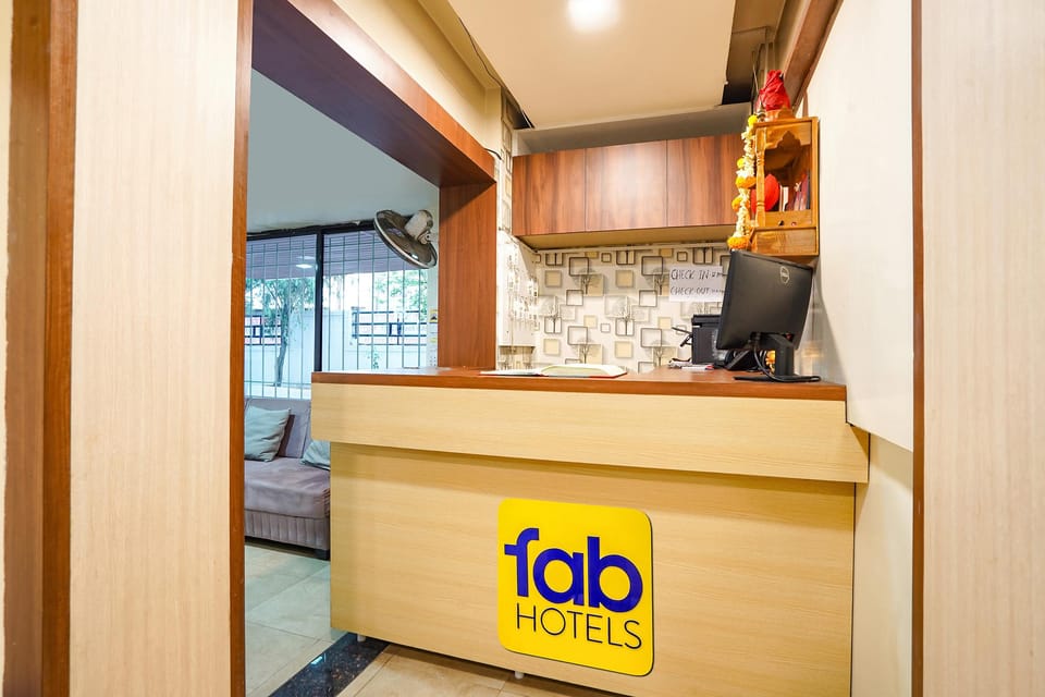 FabHotel Ateethi Residency Hotel in Pune