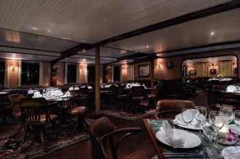 Emeraude Classic Cruises Hotel in Laos