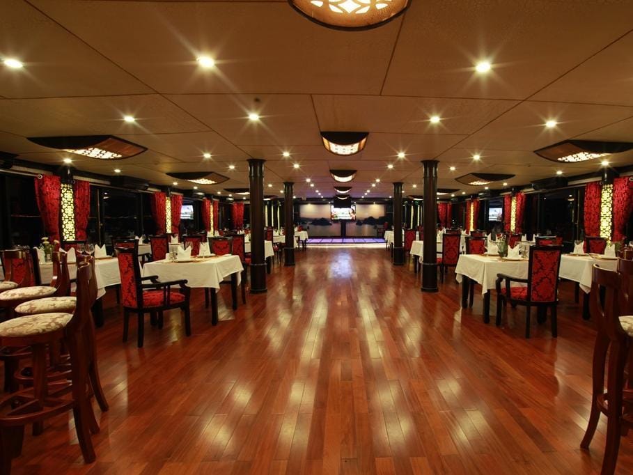 Starlight Cruiser Hotel in Vietnam
